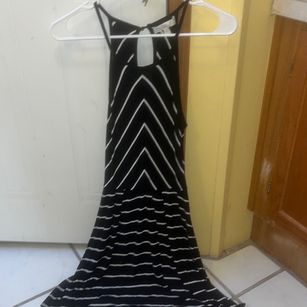 Love Fire 3/4 Cut Dress size Extra Small